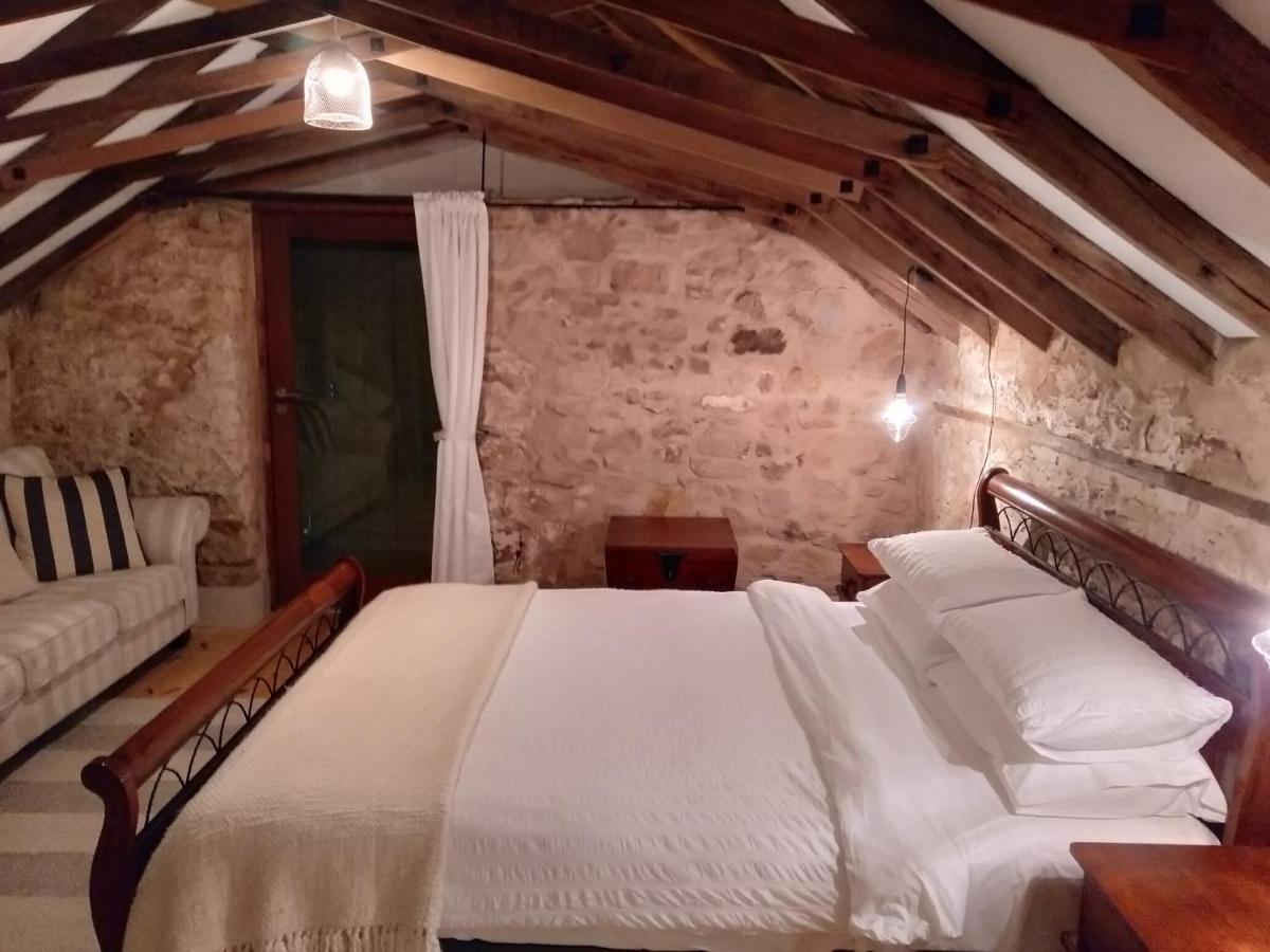 Bed and Breakfast Morialta Barns à Norton Summit Extérieur photo