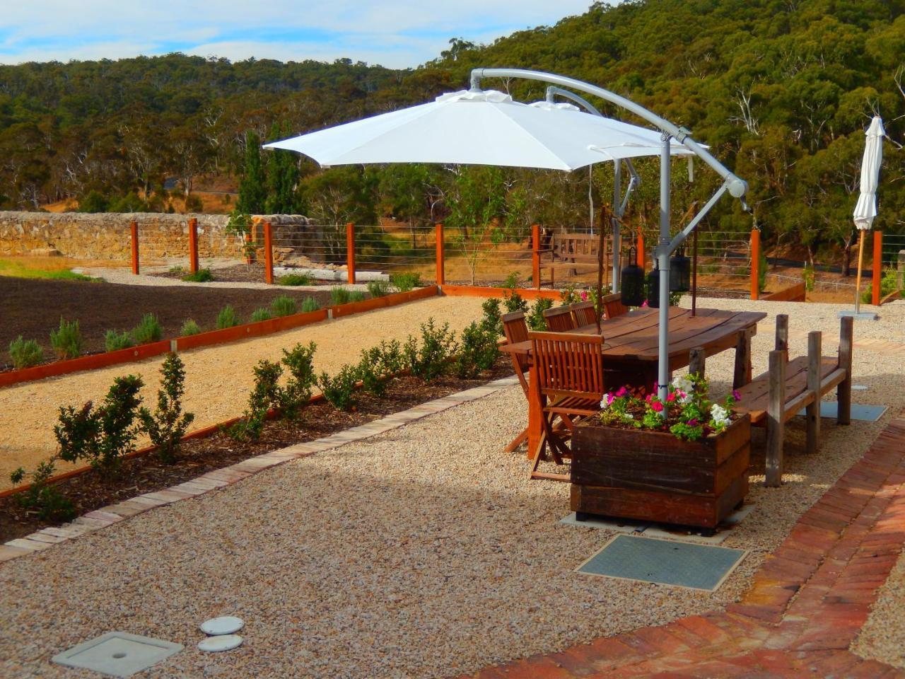 Bed and Breakfast Morialta Barns à Norton Summit Extérieur photo